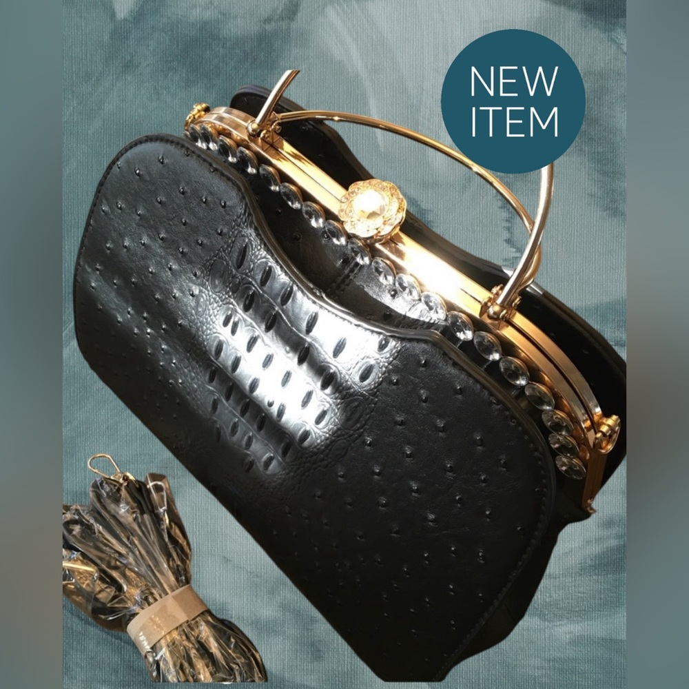 BOUTIQUE HANDBAG NWOT